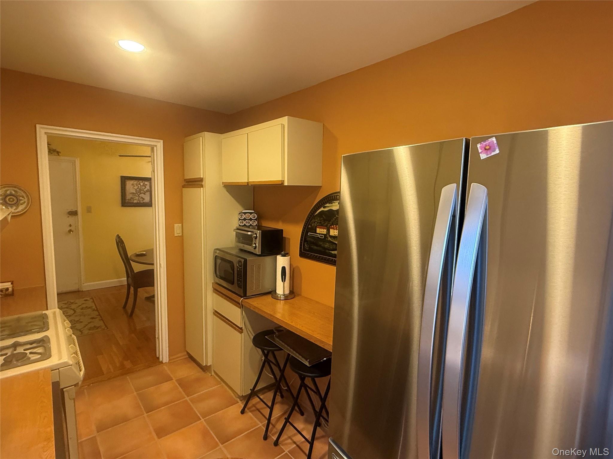 18-50 211 Street St, Unit 2K photo 15