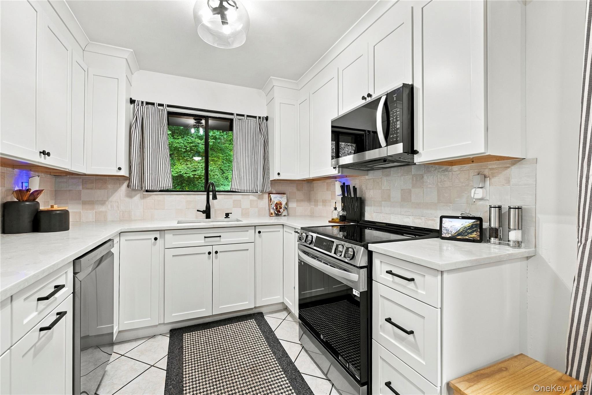 10 Briarcliff Drive S, Unit 5 photo 12