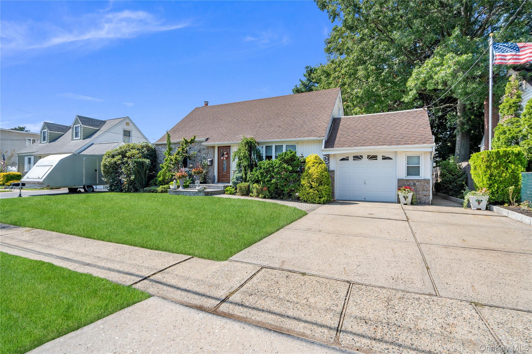14 Mayfair Lane – For Sale photo 6