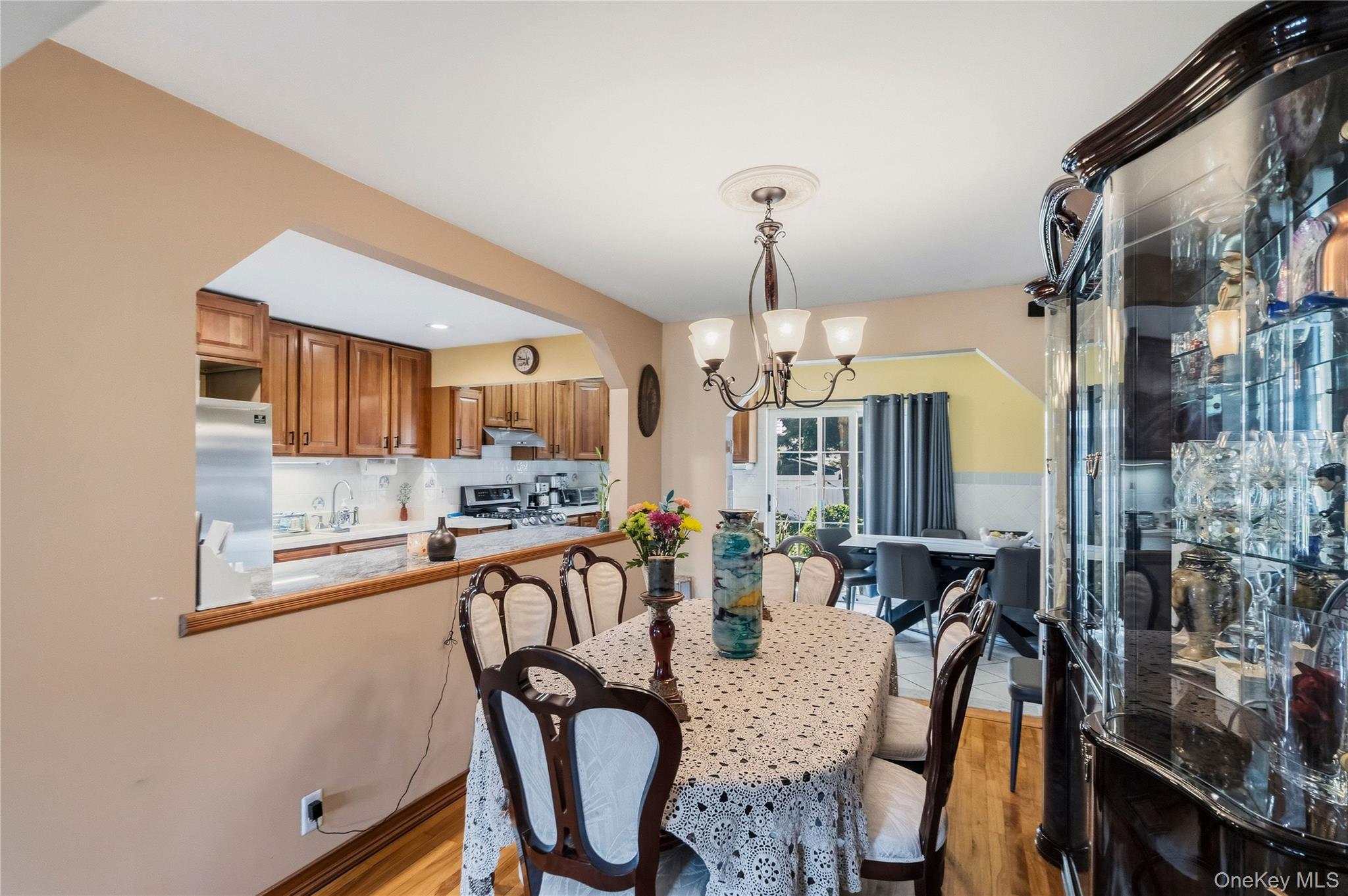 14 Mayfair Lane – For Sale photo 16