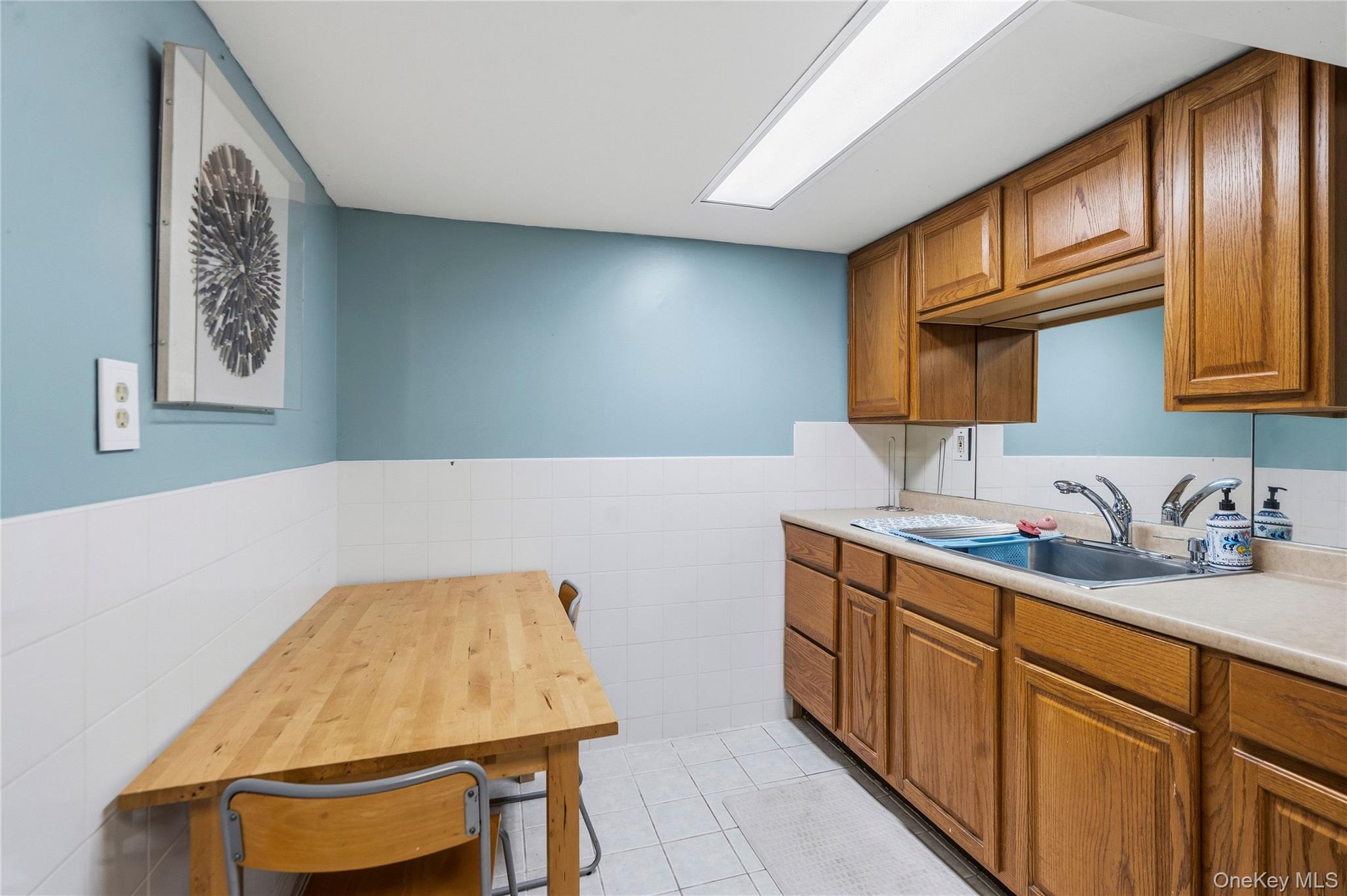 14 Mayfair Lane – For Sale photo 32