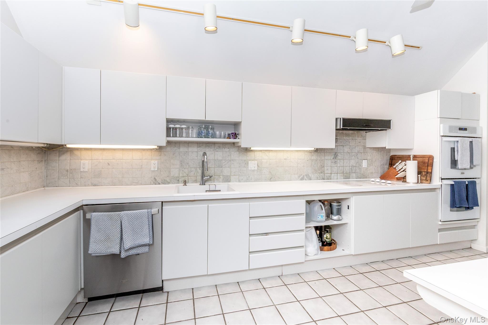 17 Tiger Trail W – For Sale photo 9