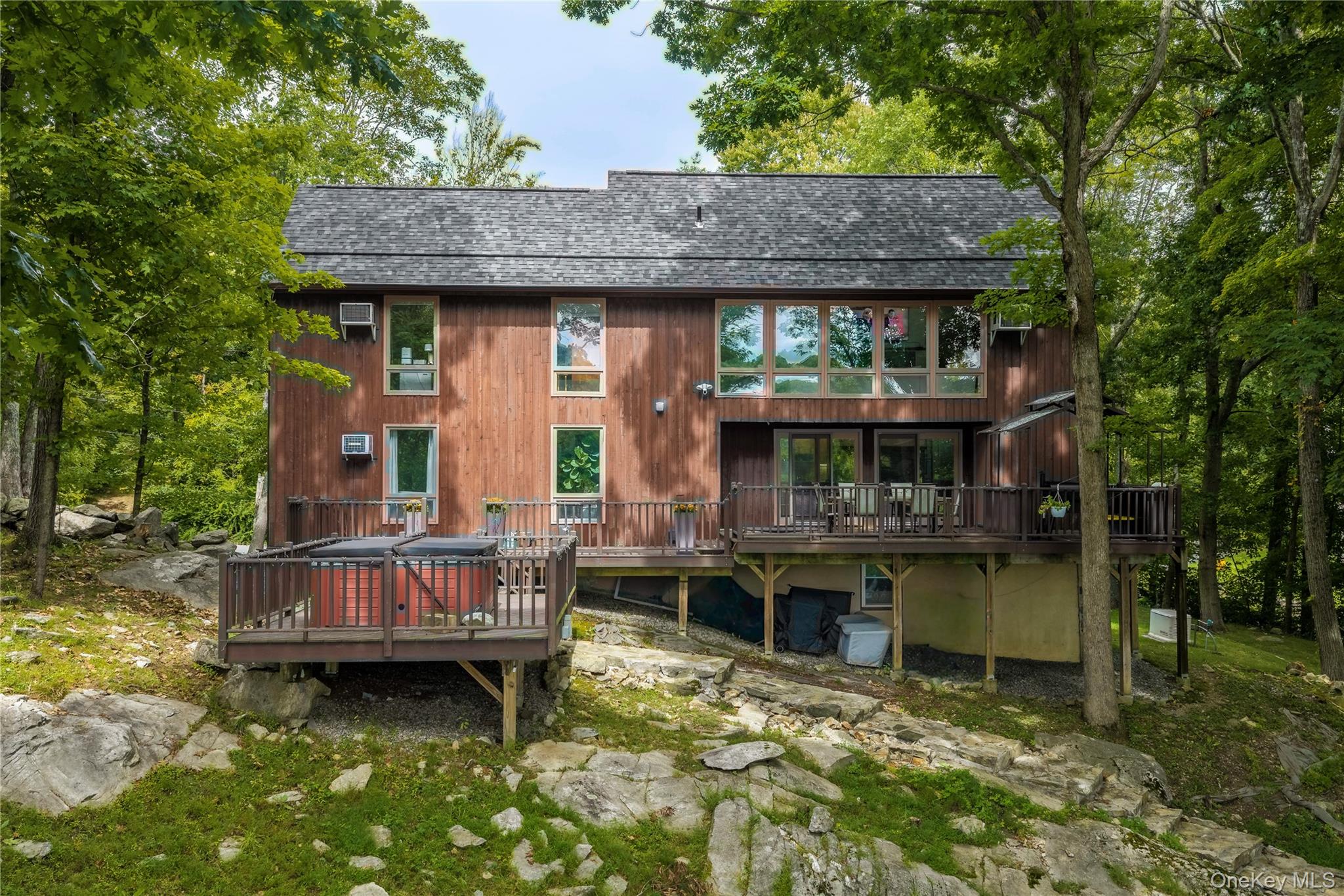 17 Tiger Trail W – For Sale photo 4