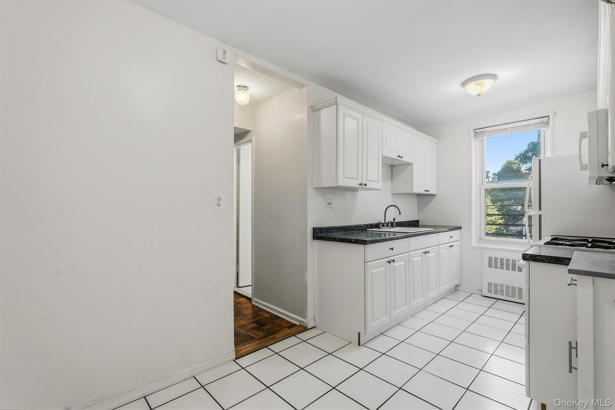 75 W 238th Street, Unit 2H photo 10