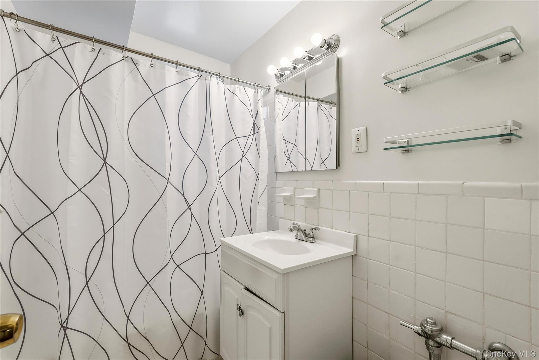 75 W 238th Street, Unit 2H photo 18