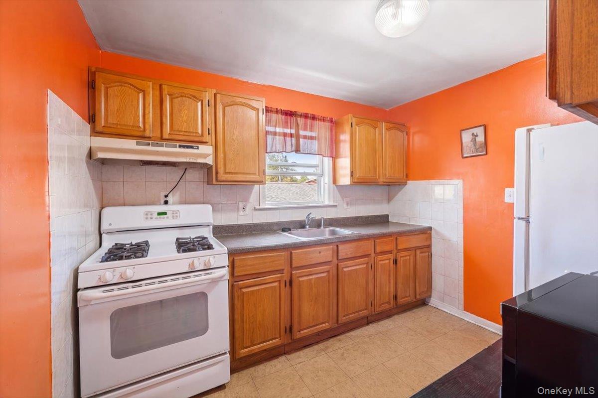 145-67 224th Street – For Sale photo 8