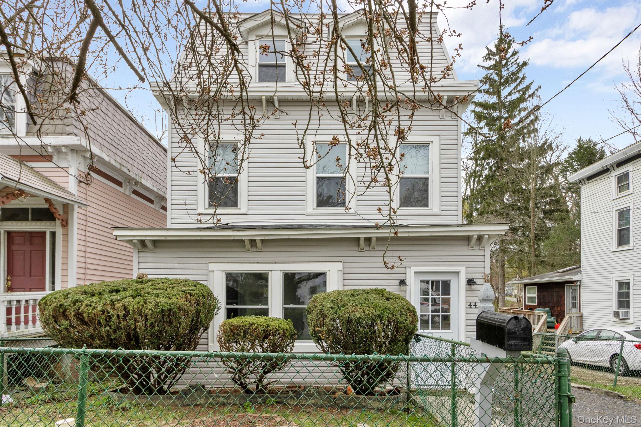44 Glenwood Avenue – For Sale