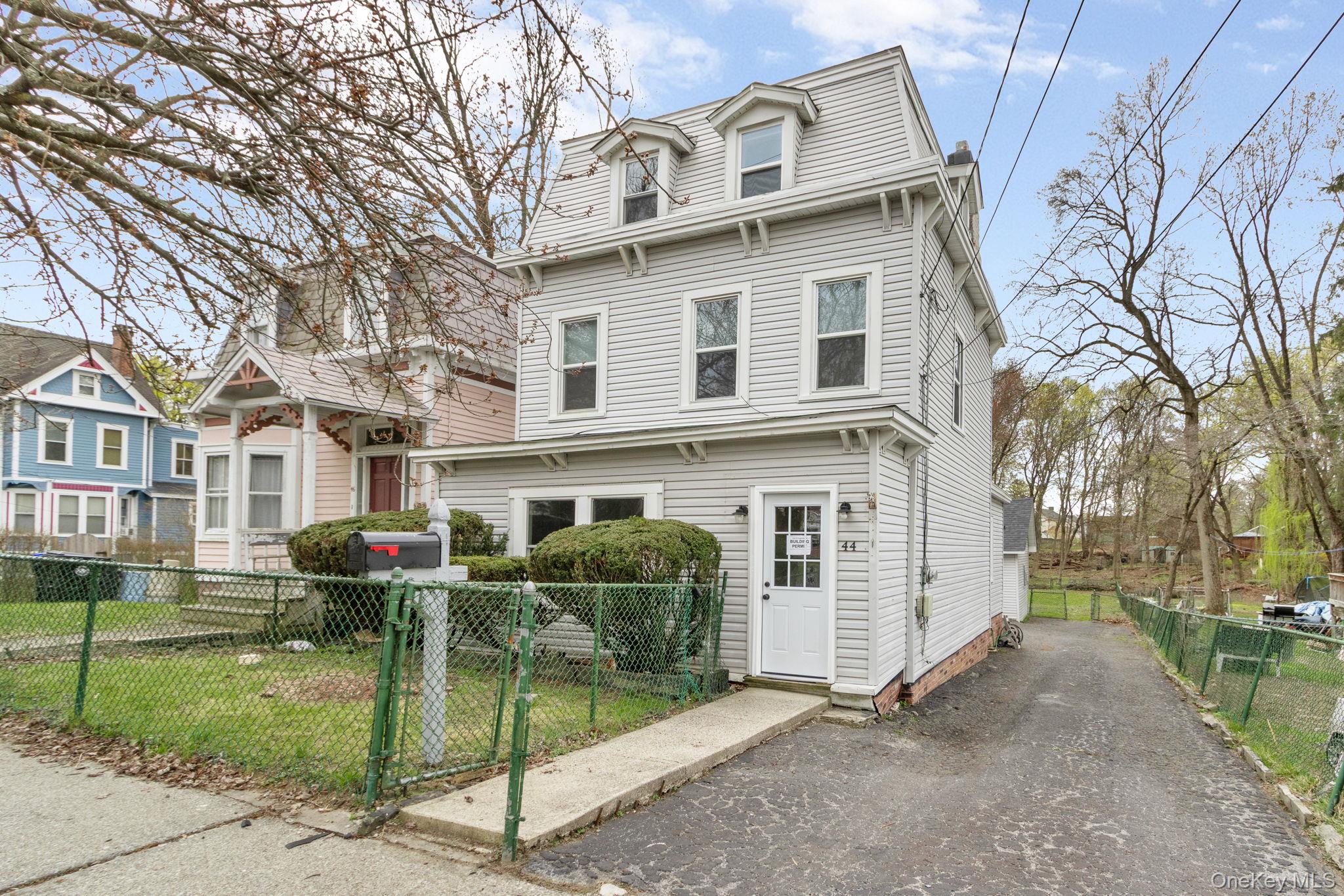 44 Glenwood Avenue – For Sale photo 3