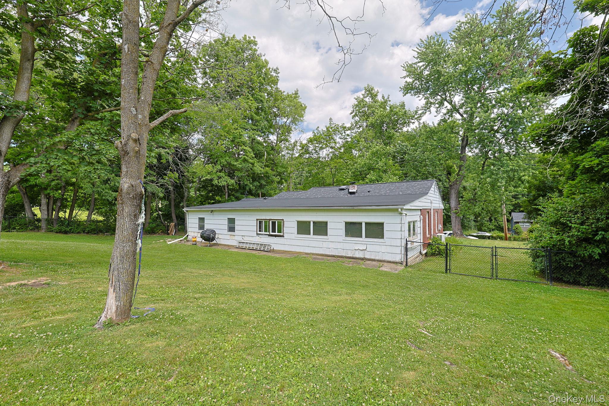 178 Mount Airy Road – For Sale photo 14