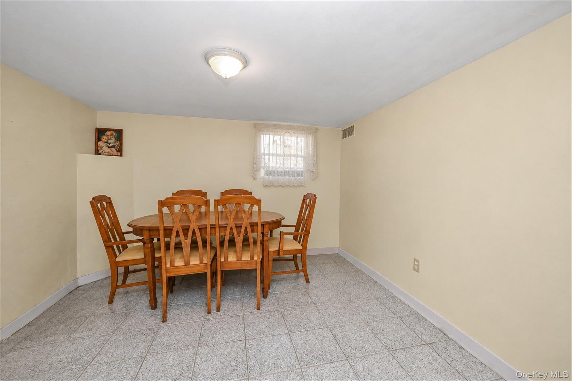 149-11 16th Road – For Sale photo 17