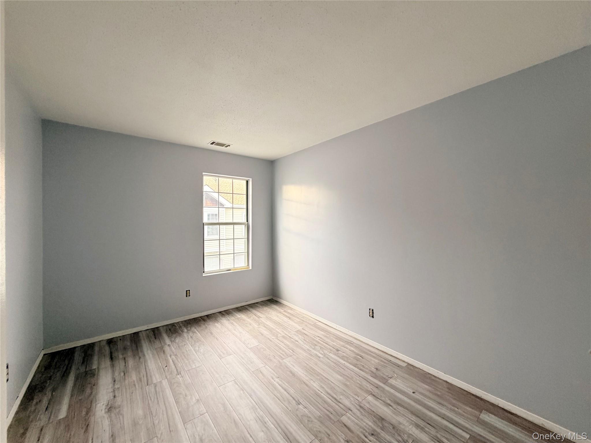 1223 Whispering Hills – For Sale photo 16