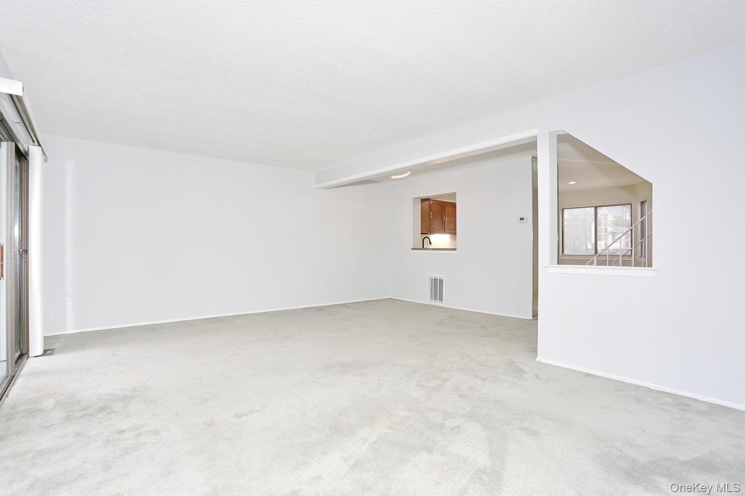 161 Treetop Circle, Unit 161 photo 8