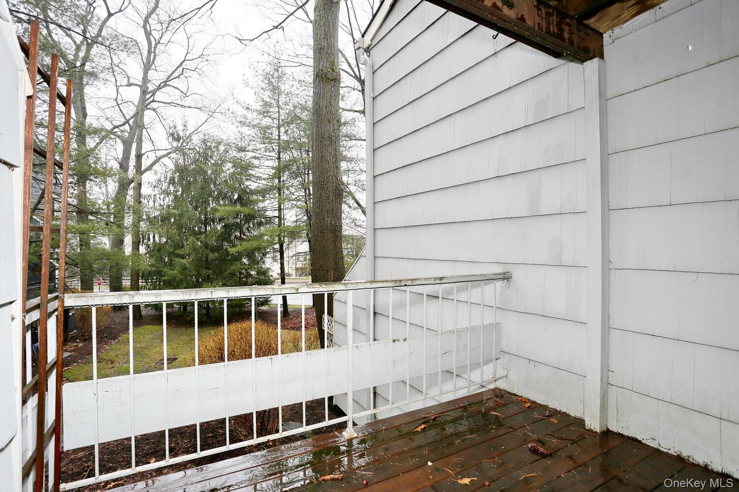 161 Treetop Circle, Unit 161 photo 11