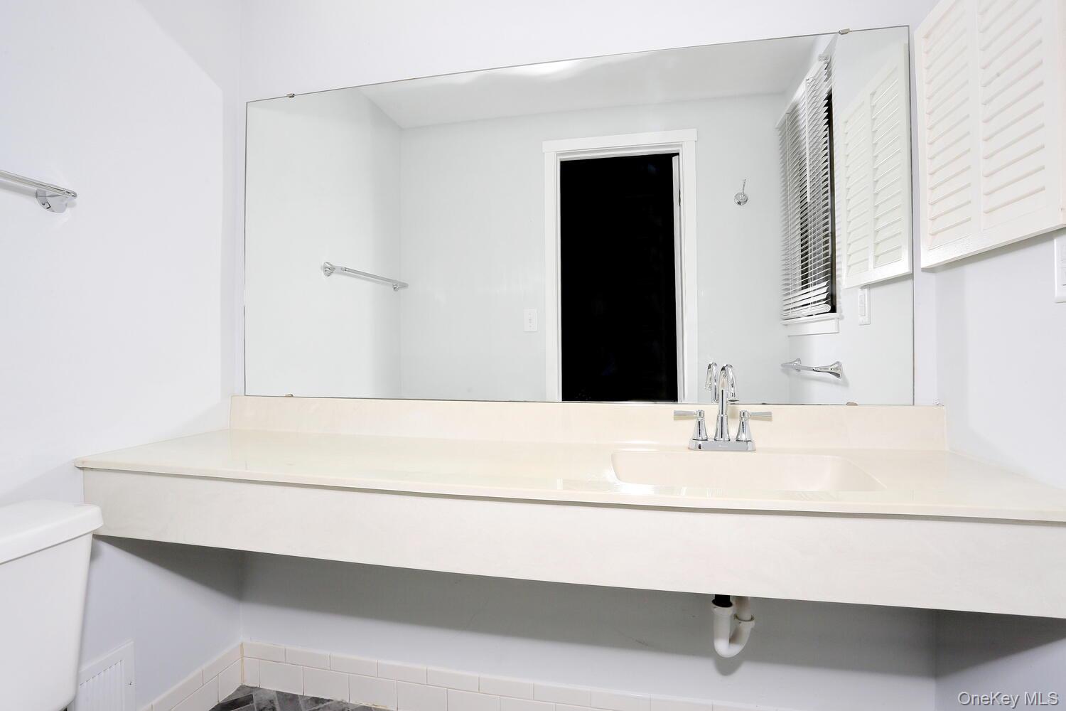 161 Treetop Circle, Unit 161 photo 20
