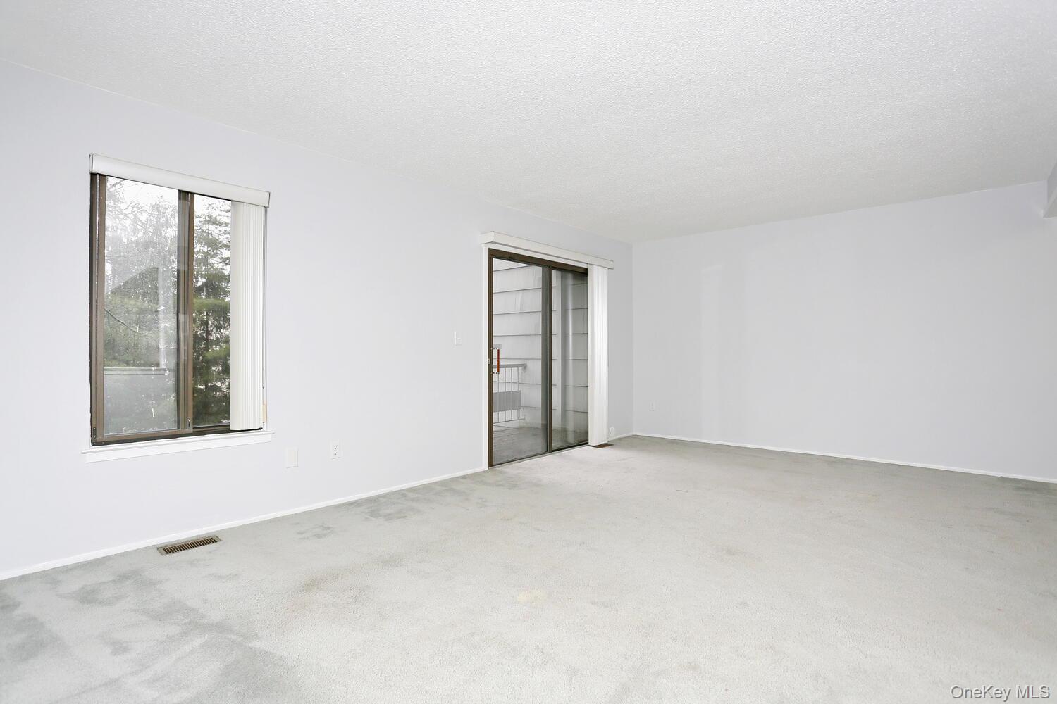 161 Treetop Circle, Unit 161 photo 9