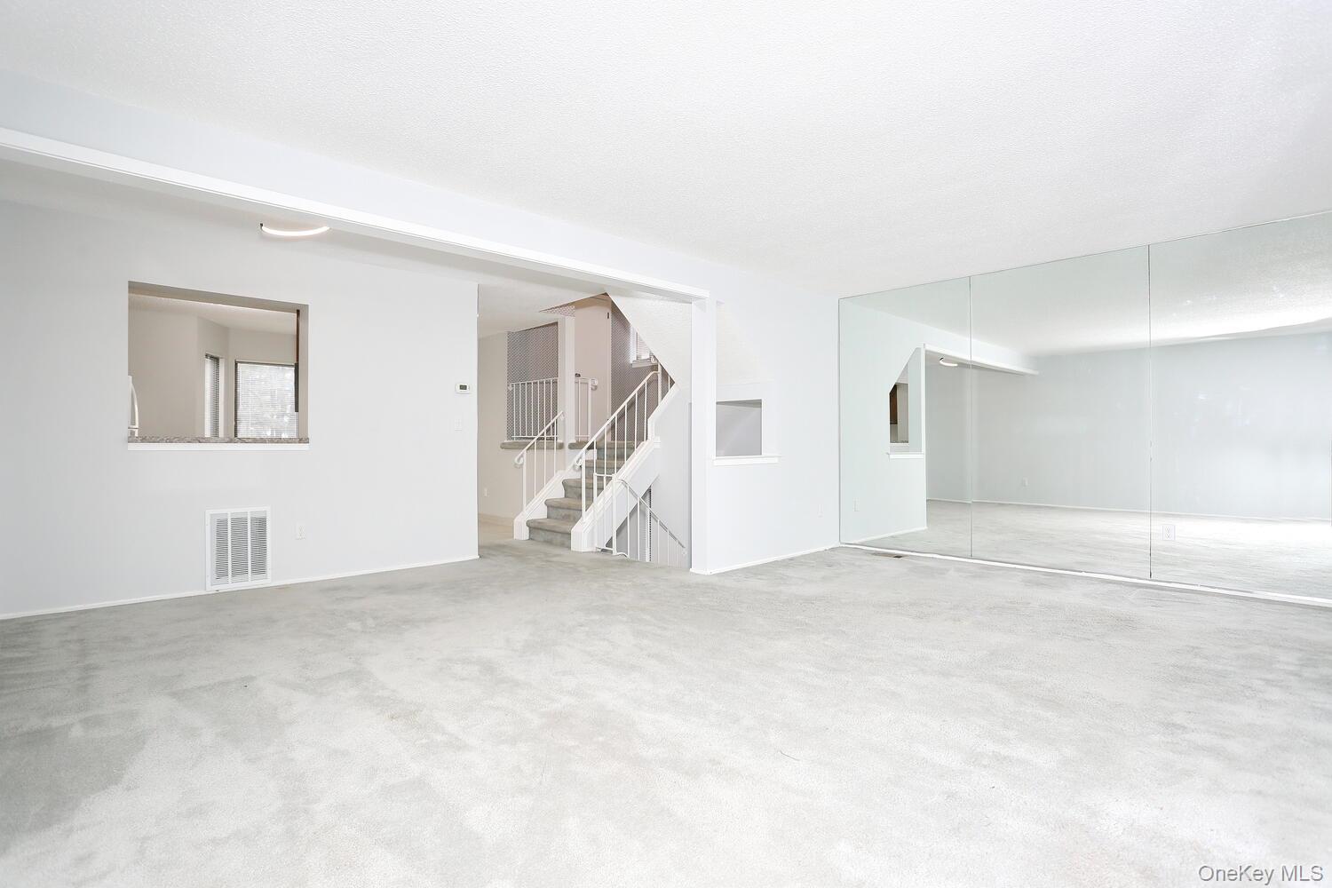 161 Treetop Circle, Unit 161 photo 7