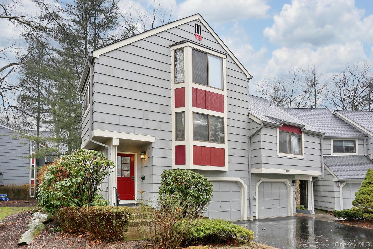 161 Treetop Circle, Unit 161 photo 2