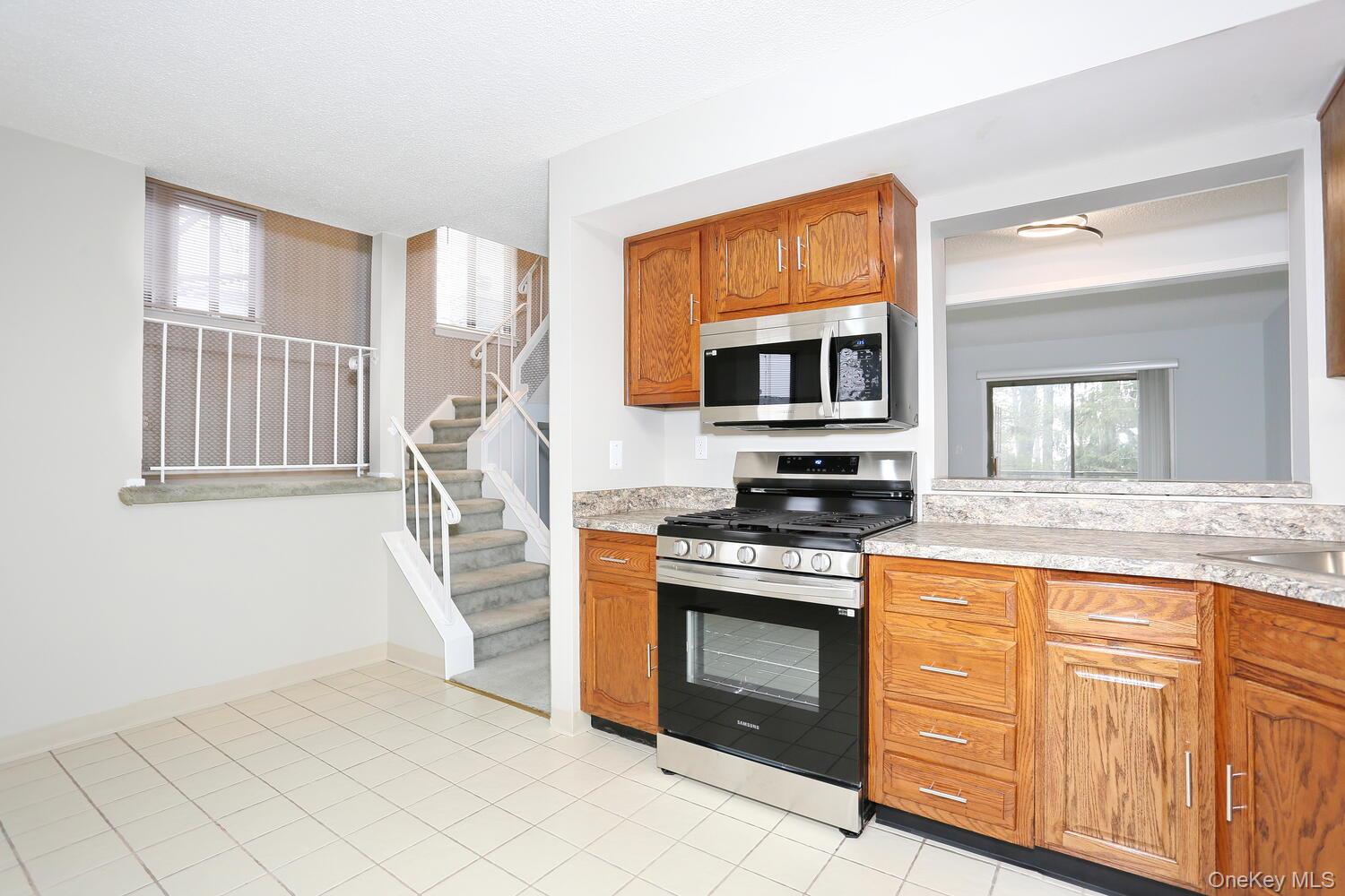 161 Treetop Circle, Unit 161 photo 15