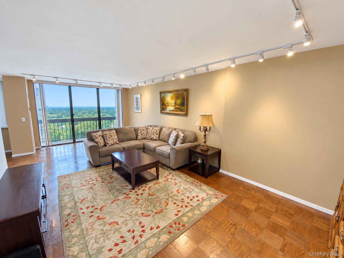 27010 Grand Central Parkway, Unit 10S photo 3