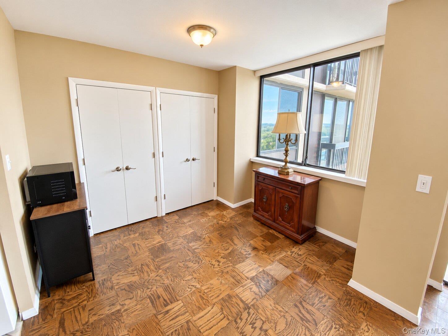 27010 Grand Central Parkway, Unit 10S photo 7