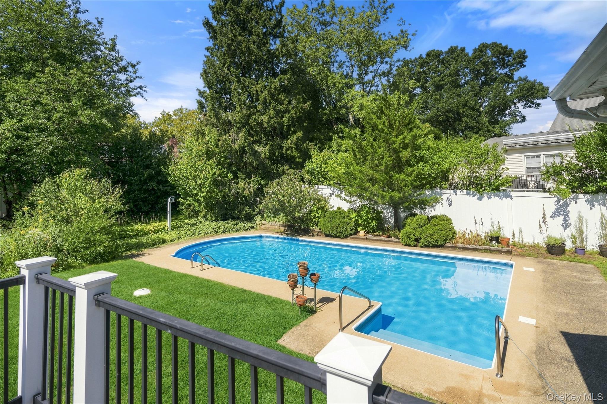 19 W Farms Lane – For Sale photo 29