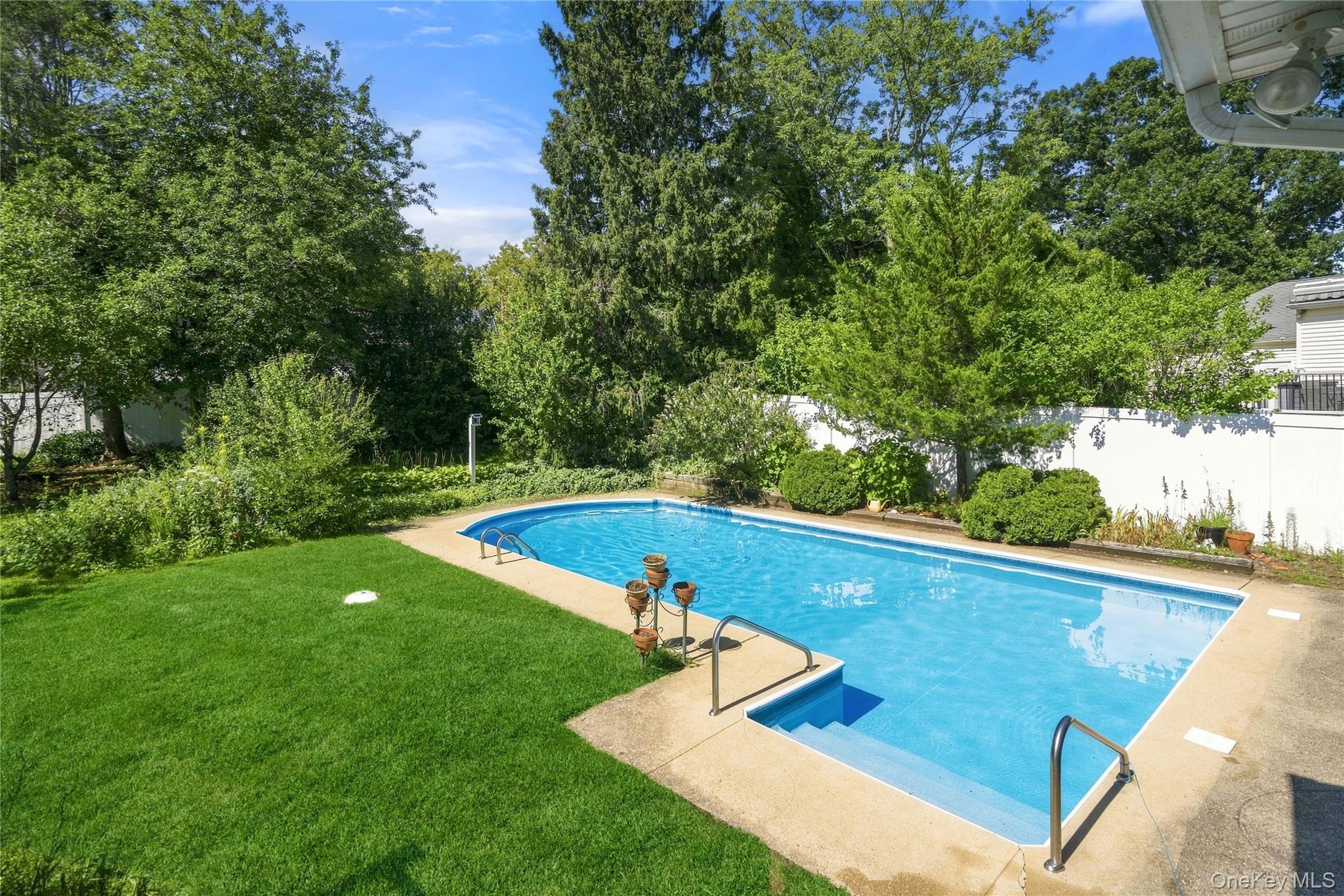 19 W Farms Lane – For Sale photo 30