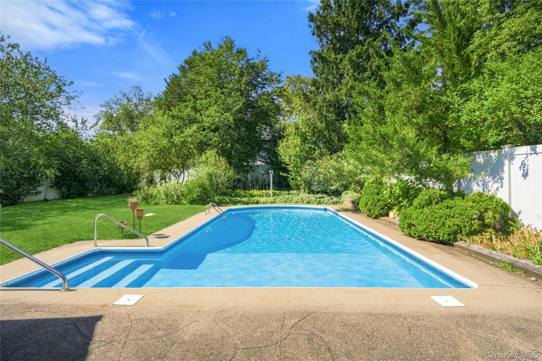 19 W Farms Lane – For Sale photo 25