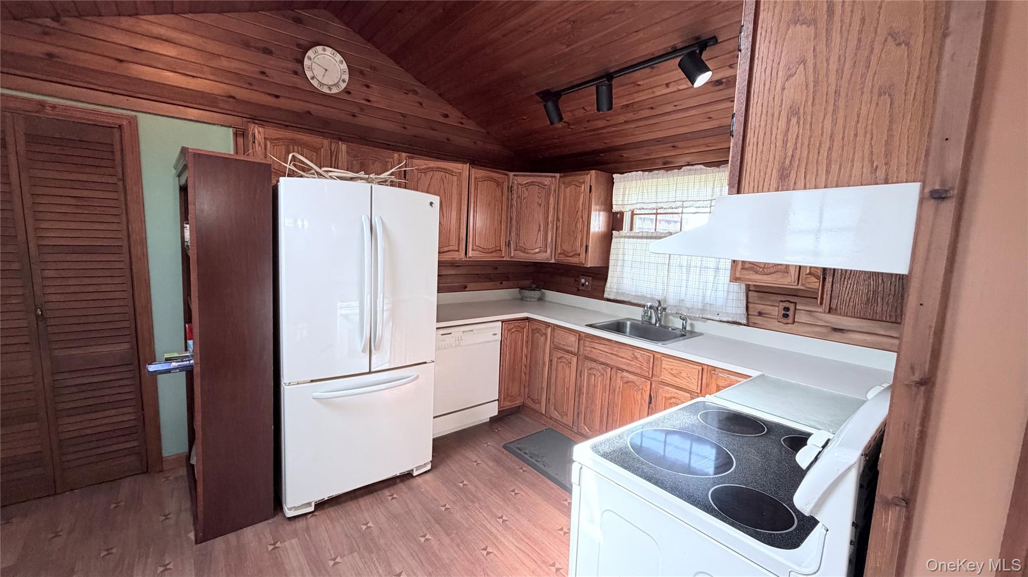 1 Higbie Drive – For Sale photo 7