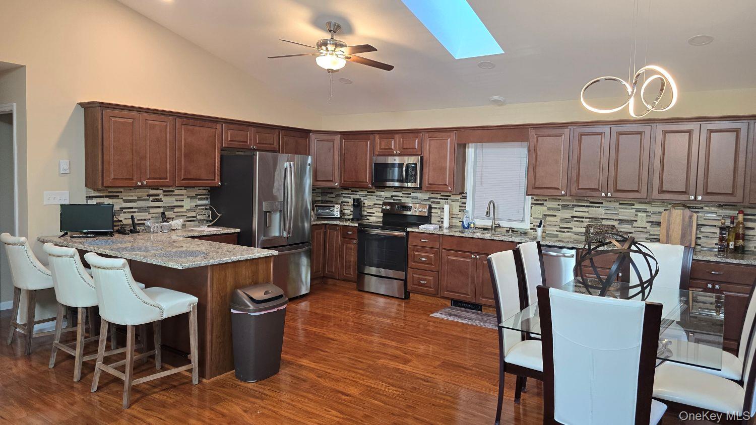 6 Bristol Lane – For Sale photo 7