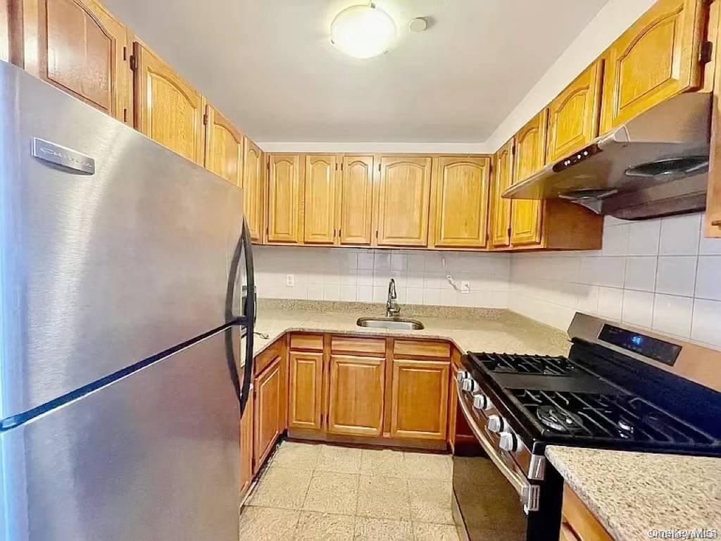 41-38 66th Street, Unit 2B photo 10