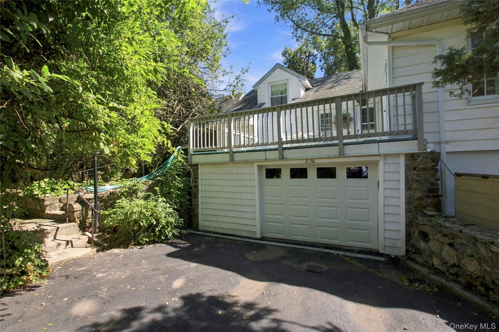 1 Brookfield Place – For Sale photo 22