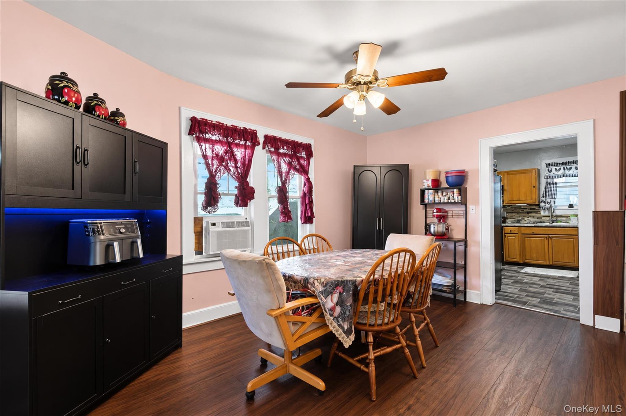 105 Fowler Street – For Sale photo 3