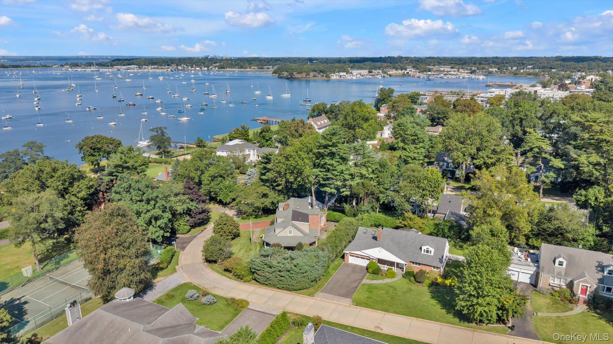 3 South Court – For Sale photo 2