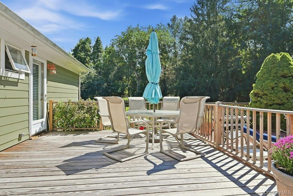985 Silver Colt Road – For Sale photo 23