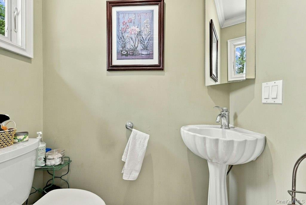 985 Silver Colt Road – For Sale photo 18