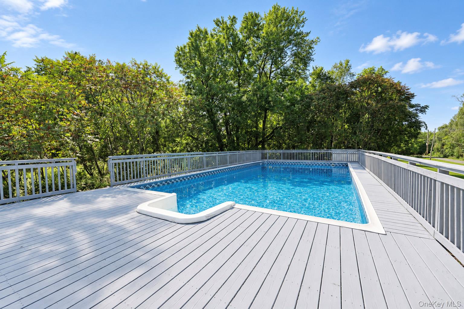 10 Spike Horn Road – For Sale photo 28
