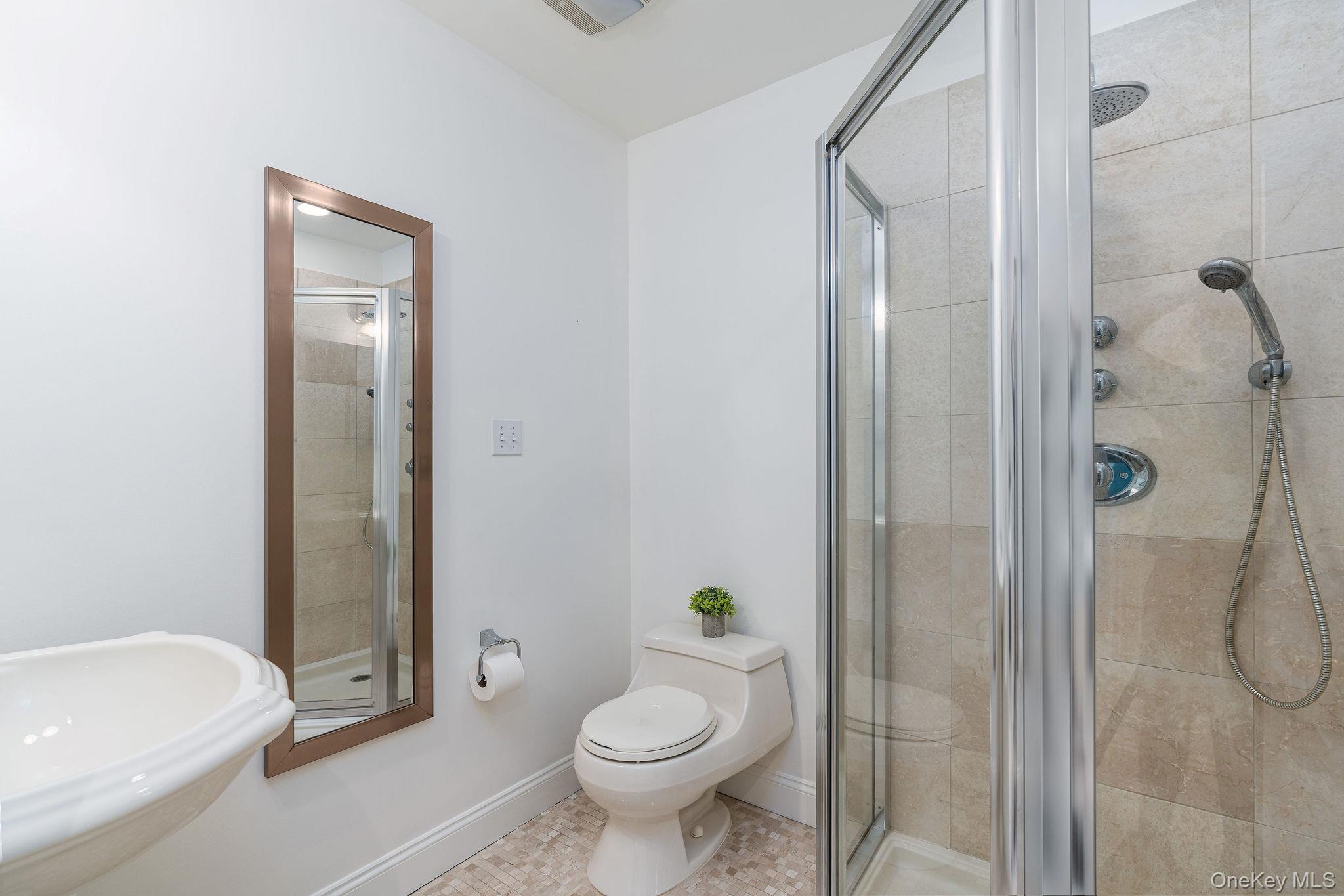 775 Mulford Court – For Sale photo 28