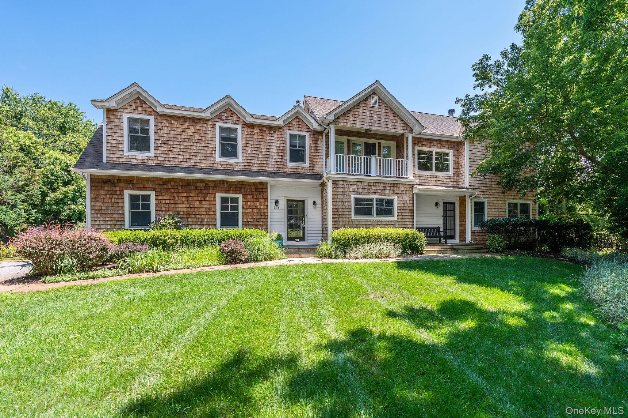 775 Mulford Court – For Sale photo 2