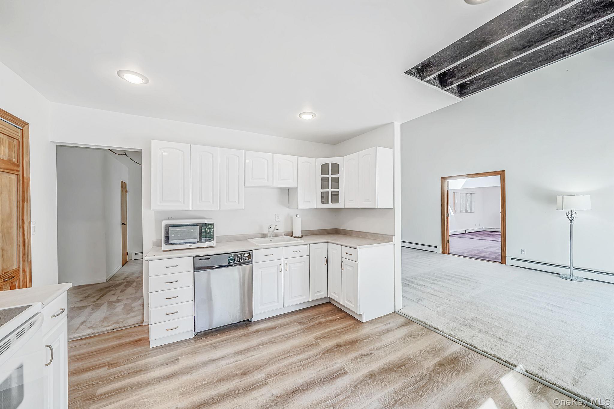 17 Fenwick Avenue – For Sale photo 11