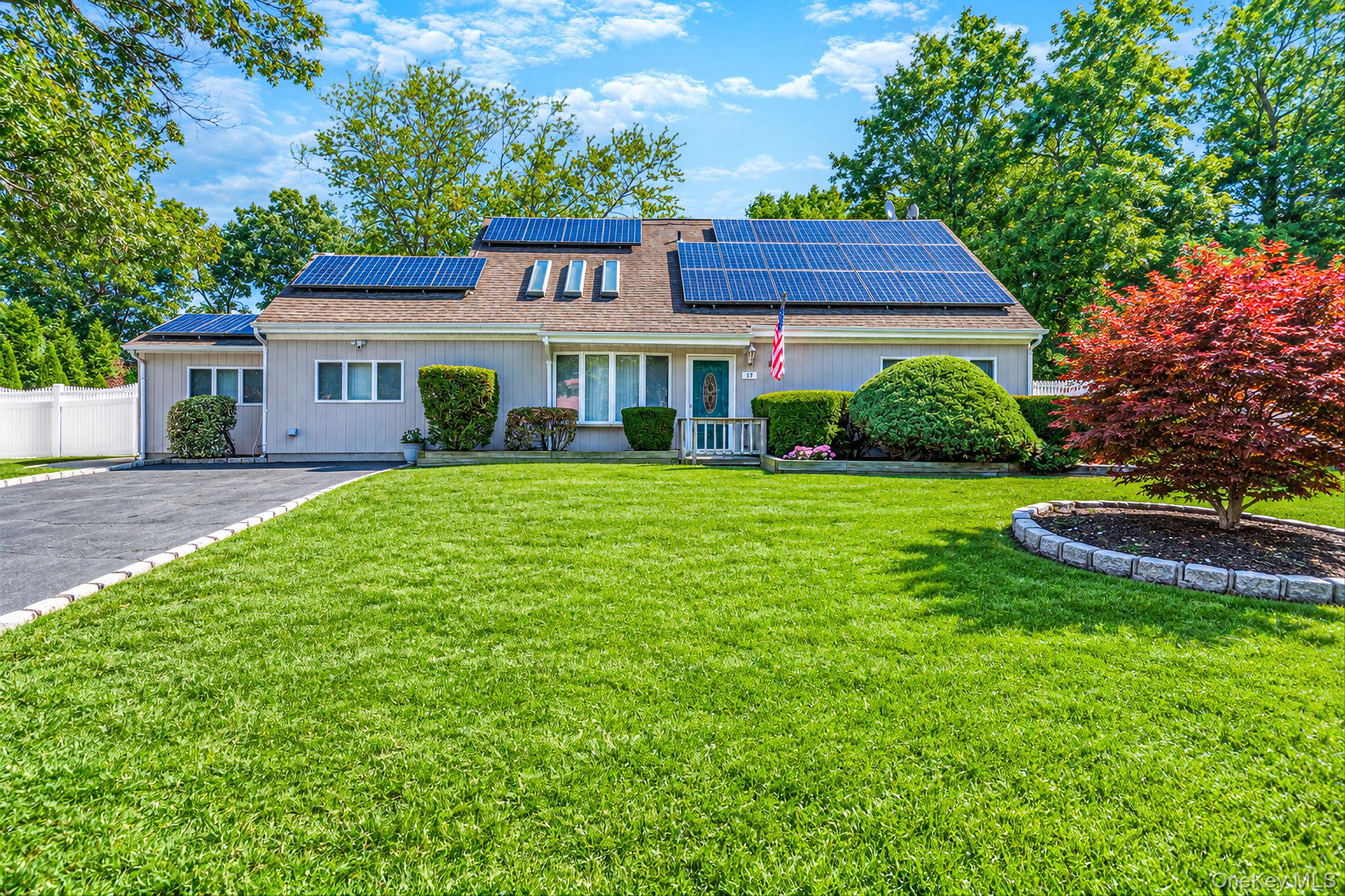 17 Fenwick Avenue – For Sale