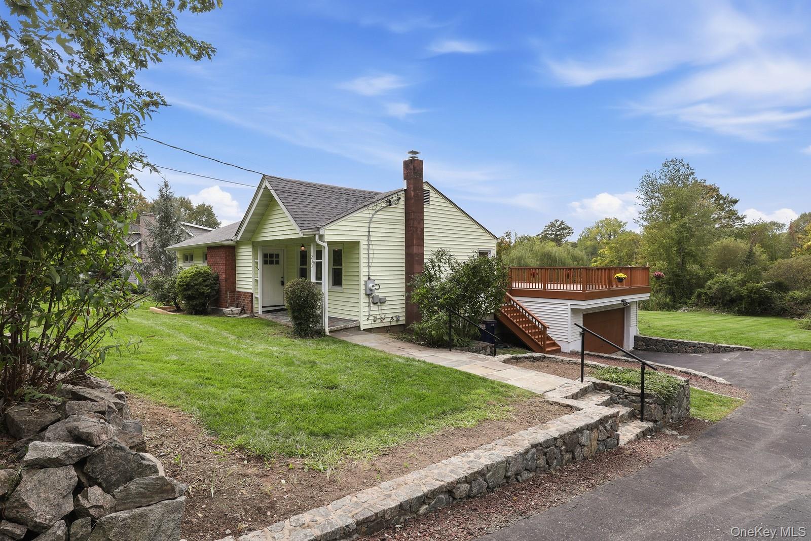 233 Hill Street – For Sale photo 2