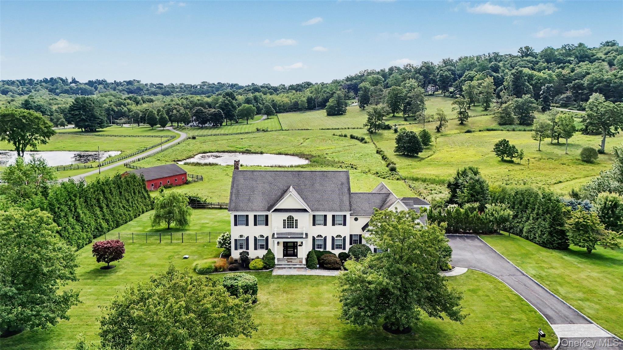 17 Country Hollow Drive – For Sale photo 4