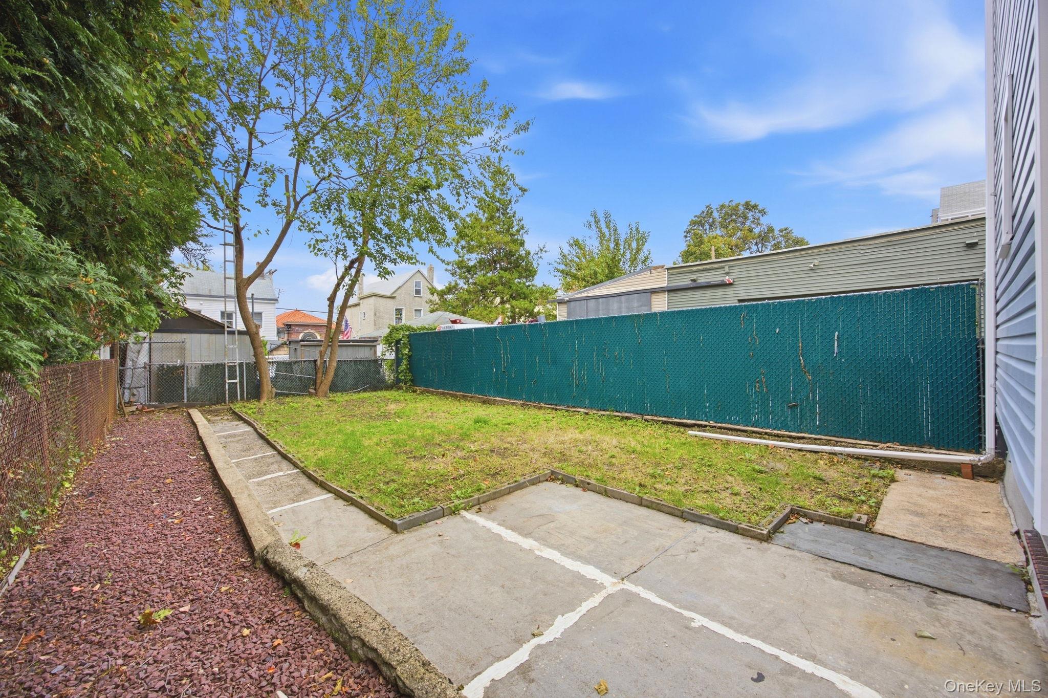 15-32 125th Street – For Sale photo 21
