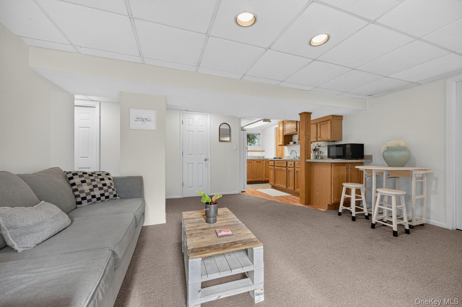 18 Pomper Drive – For Rent photo 6