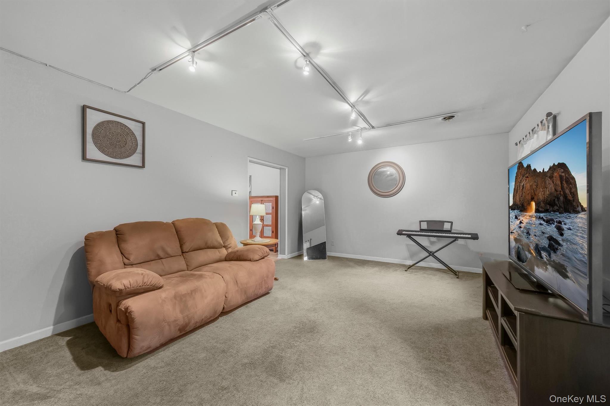 2 Summerset Drive – For Sale photo 10