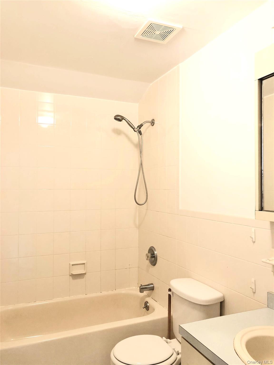 82-03 54th Avenue, Unit 2nd Fl photo 10