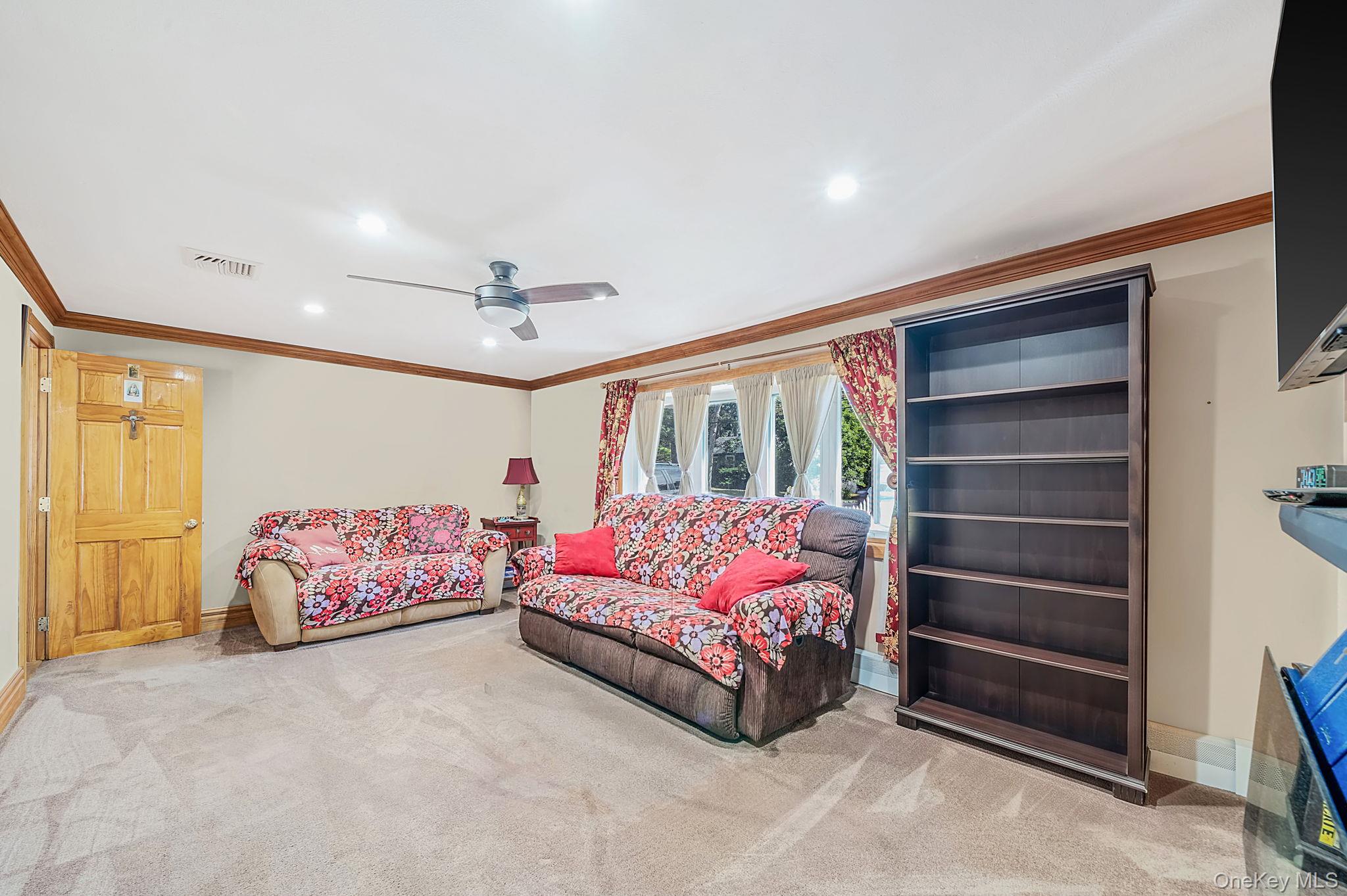 201 Overton Street – For Sale photo 13