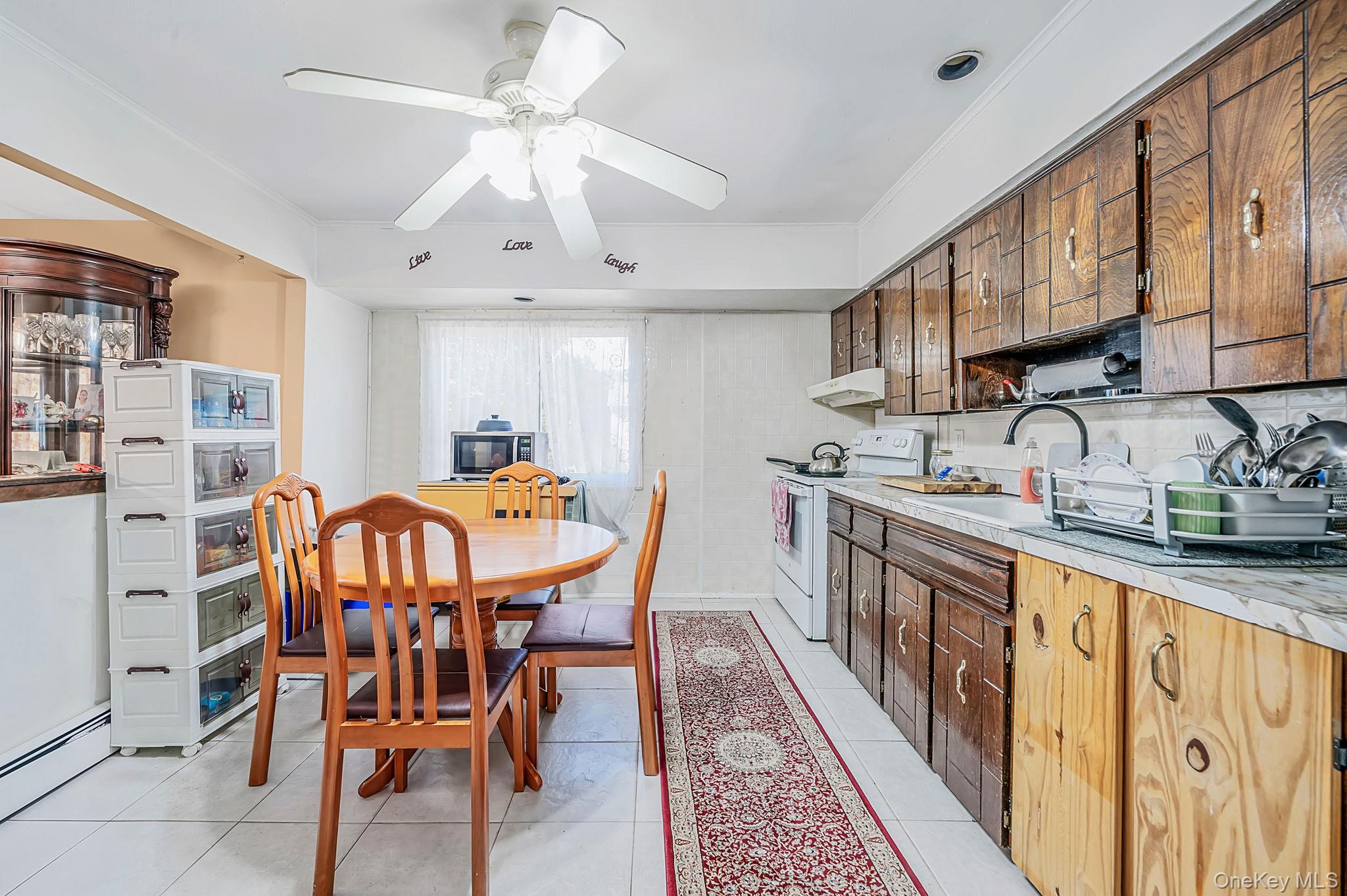 201 Overton Street – For Sale photo 5