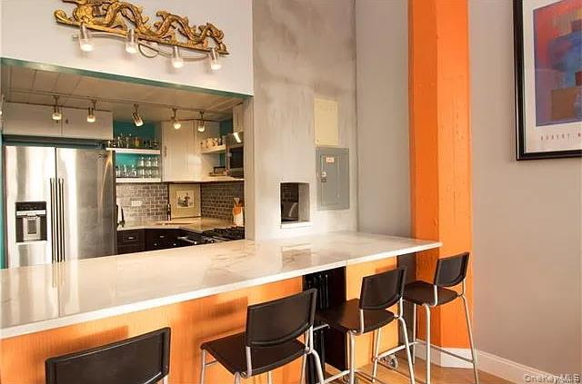 1 Landmark Square, Unit 501 photo 4