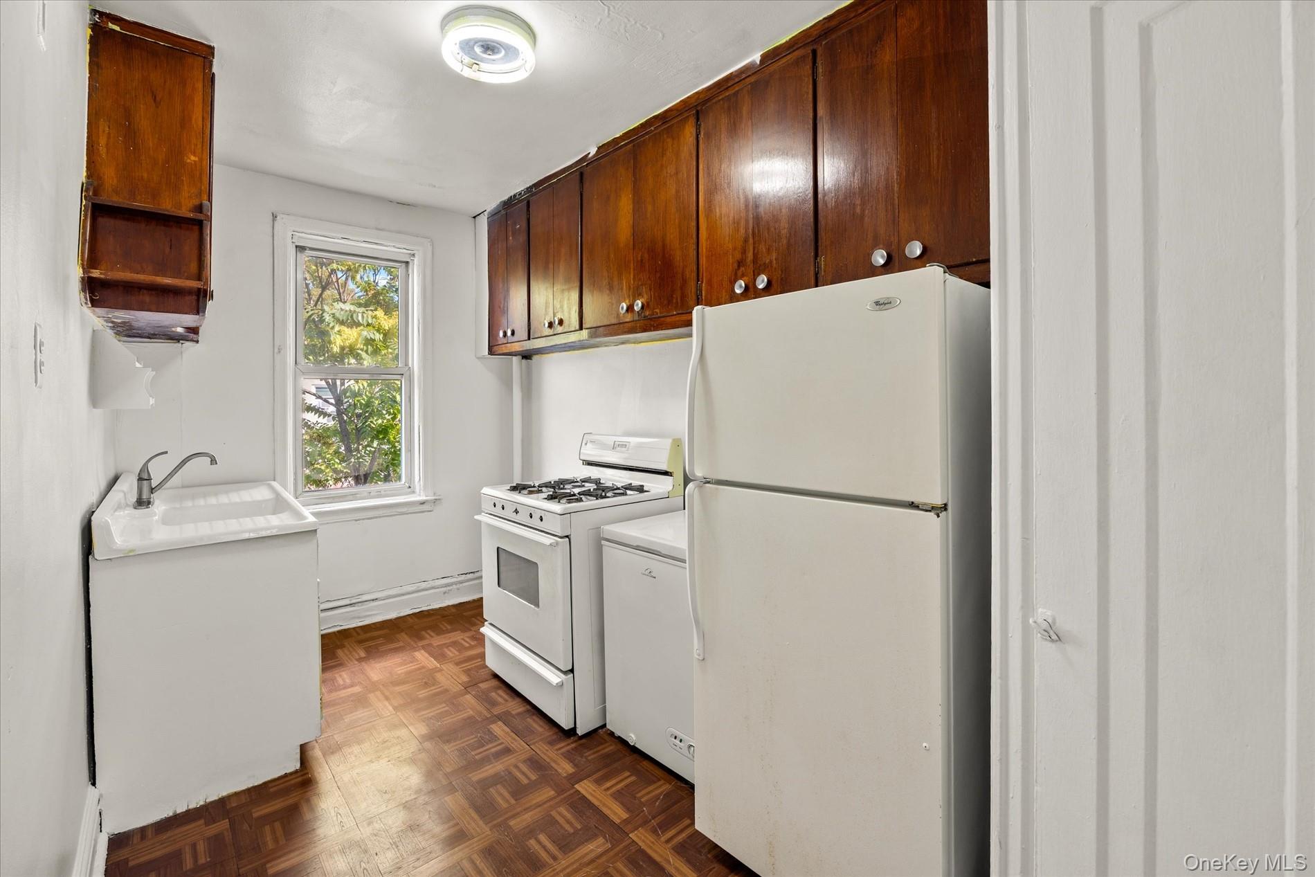 1441 Troy Avenue – For Sale photo 27
